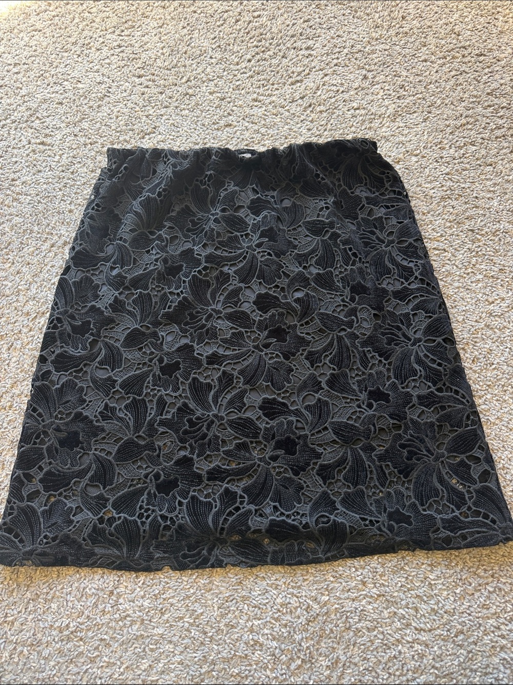 NWOT Maurices Black Floral Lace Pencil Skirt
